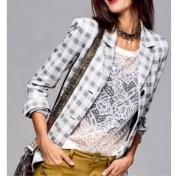 CAbi Jackets & Blazers - CAbi Valentina Plaid Blazer
